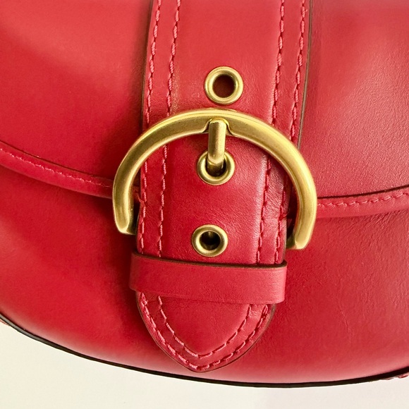 Coach - Soho Flap Bag In Regenerative
Leather - Picture 15 of 16